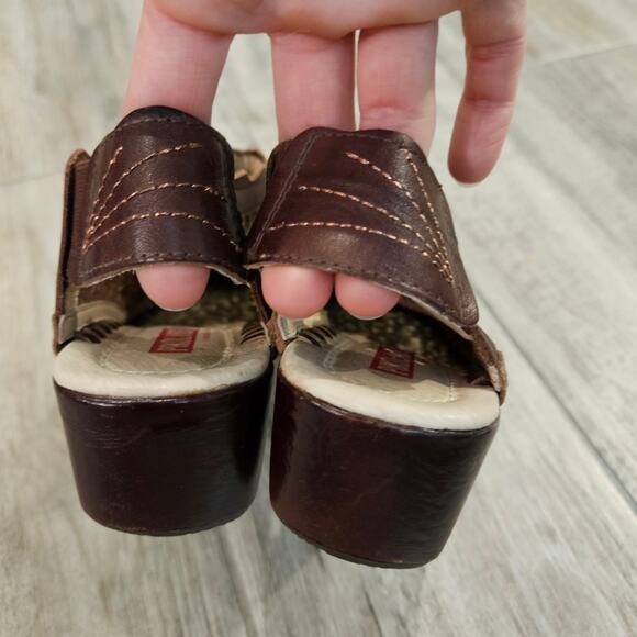 Pikolinos Romana Laser-Cut Floral Slingback Flats EU 36 / US 6 Brown Leather - Picture 8 of 12